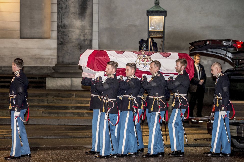 V sobotu 17. února se veřejnost a rodina loučila s princem Henrikem z Dánska.