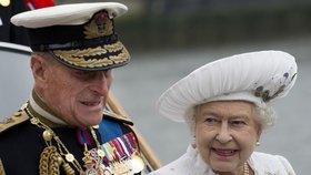 Manžel britské královny opět skončil v nemocnici