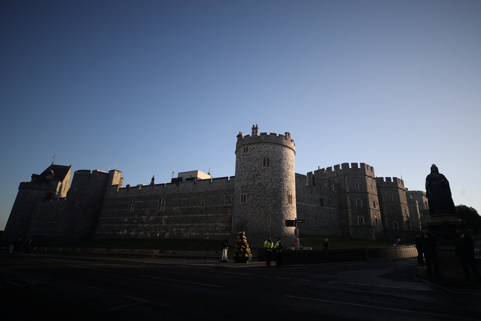 Windsor se od brzkého rána chystá na velmi smutnou povinnost.