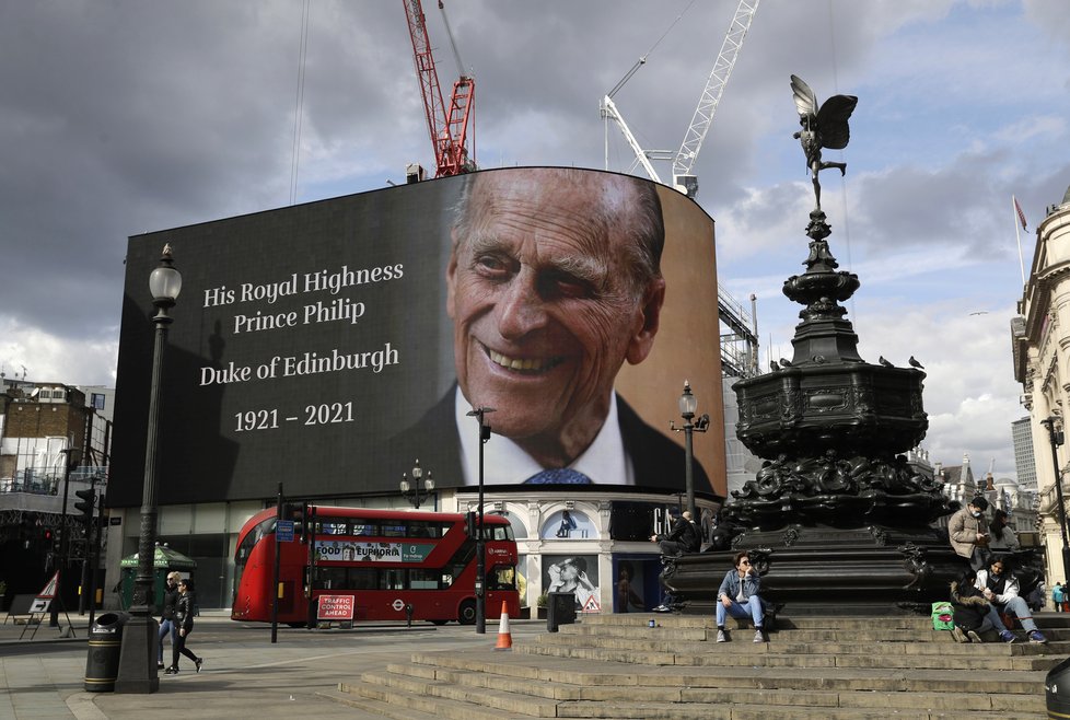 Picadilly Circus po smrti prince Philipa.