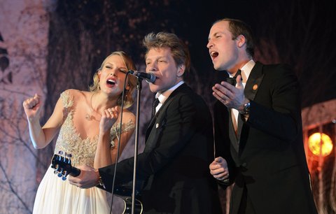 Princi, drž se svého trůnu: William si zazpíval s Jon Bon Jovim a Taylor Swift!