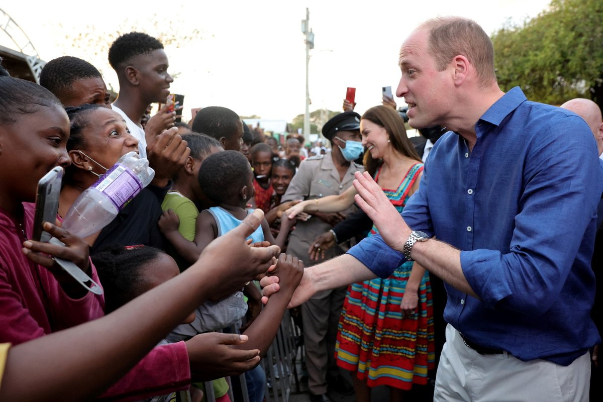 William a Kate navštívili Jamajku.