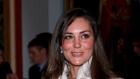 Shoda jmen s budoucí princeznou Kate Middleton její jmenovkyni stál profil na Facebooku.