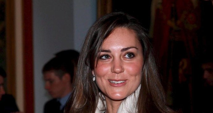 Shoda jmen s budoucí princeznou Kate Middleton její jmenovkyni stál profil na Facebooku.