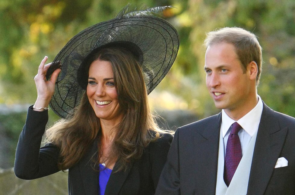 Kate a William se vezmou příští rok