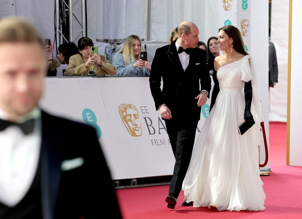 Princ William a princezna Kate na cenách BAFTA 2023