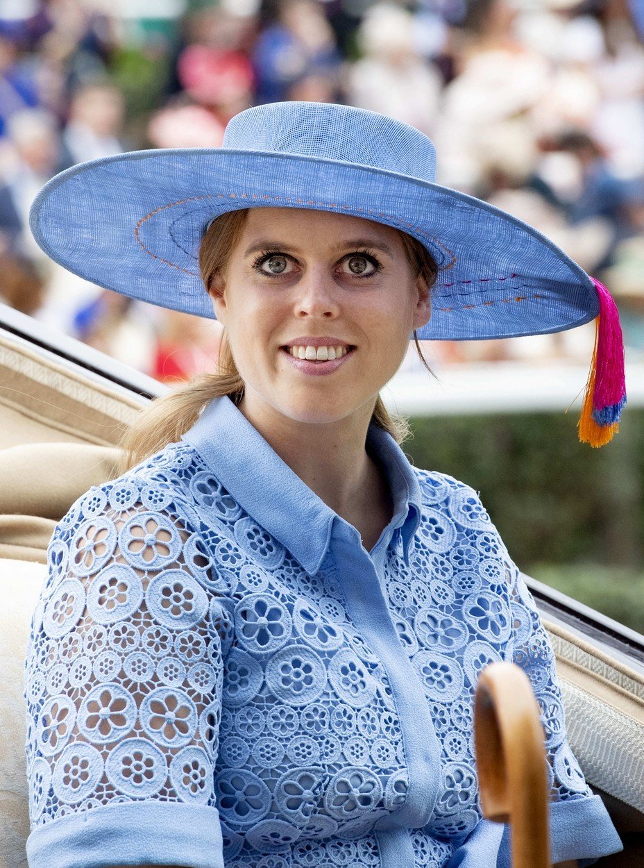 Princezna Beatrice na dostizích Royal Ascot 2019.