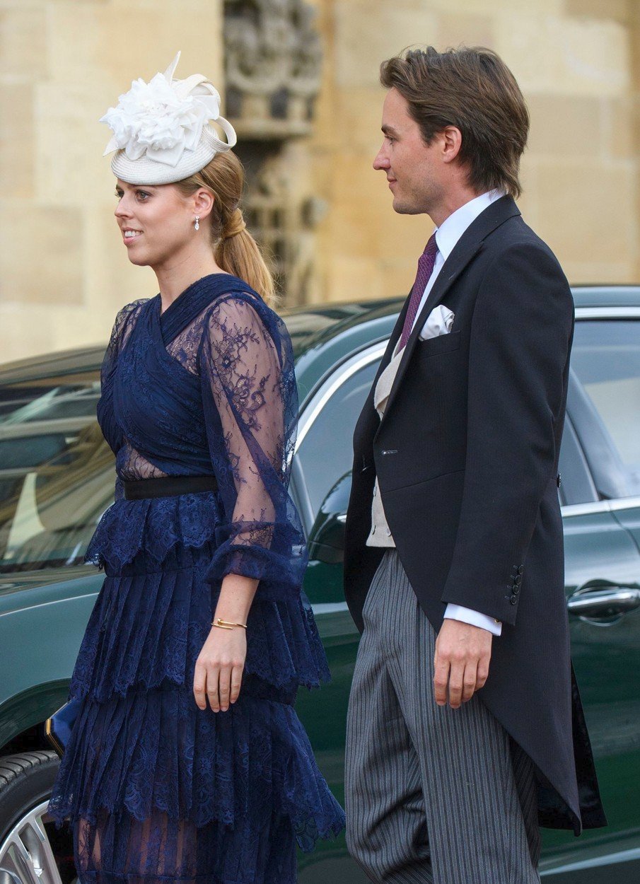 Princezna Beatrice na královské svatbě Lady Gabrielly Windsor.