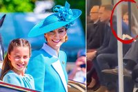Princezna Kate s dcerou Charlotte (11): Dobrodružství v londýnském metru!