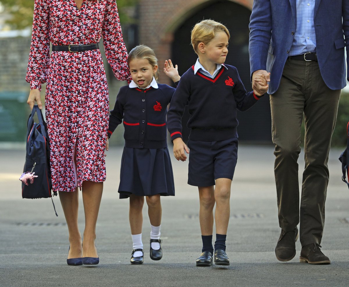 Princezna Charlotte nastoupila do školy.