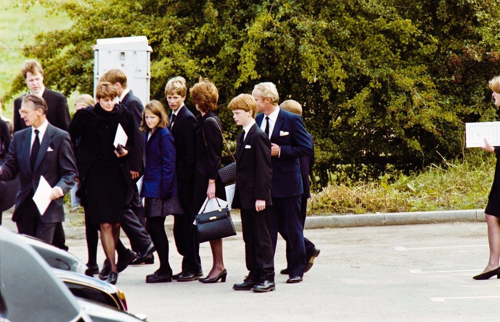 Průvod za rakví princezny Diany