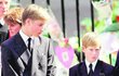 Londýn, 6.9.1997: Princové na maminčině pohřbu.