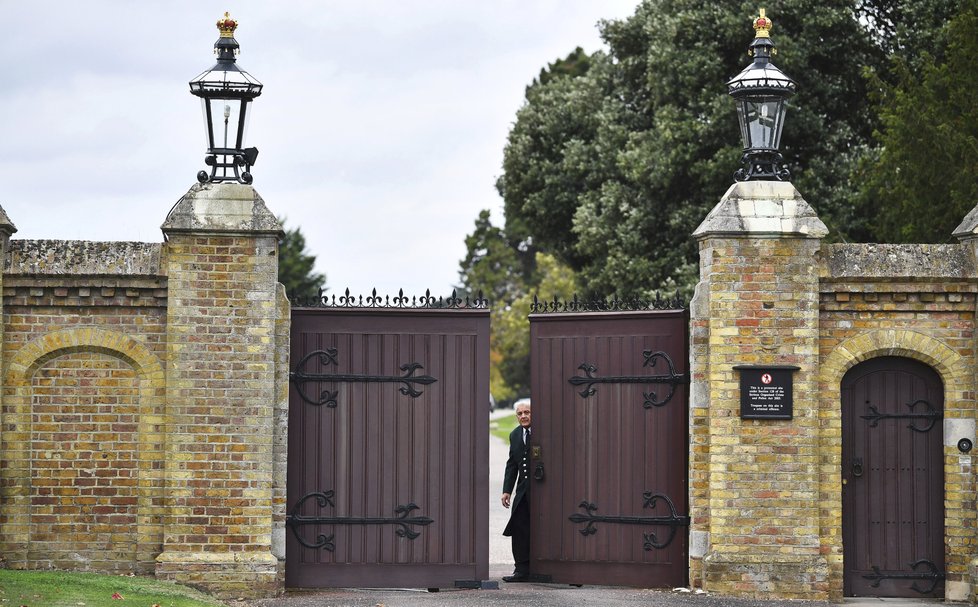 Přípravy na královskou svatbu princezny Eugenie.