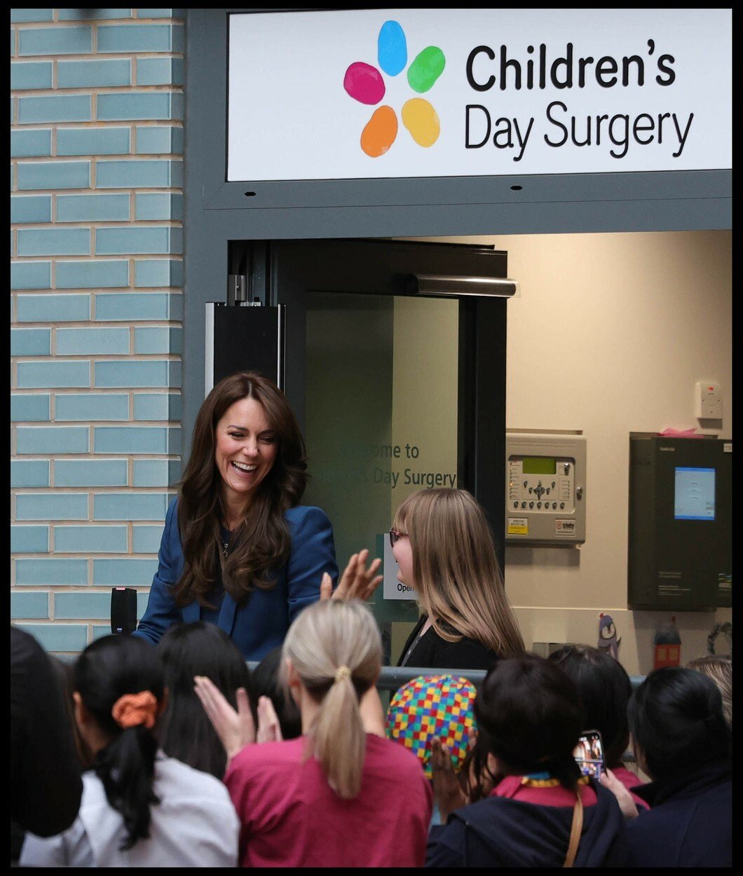 Kate na návštěvě dětské nemocnice Evelina v Londýně 