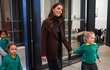 Princezna Kate se svou novou kamarádkou při návštěvě Národní galerie Princezna Kate se svou novou kamarádkou při návštěvě Národní galerie