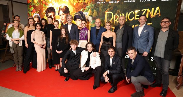 La historia del Primer Ministro de la Princesa cien veces diferentes La historia del Primer Ministro de la Princesa cien veces diferentes