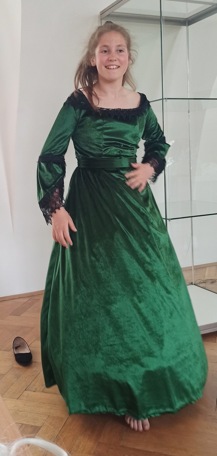Eliza Skupień si vybrala stejně jako máma zelené šaty.