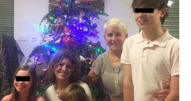 Alexii (11) poslal soud na Vánoce do ústavu a pak k otci, z něhož se třese: Zvrat před Štědrým dnem