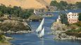 Nil v egyptském Aswanu