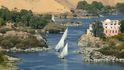 Nil v egyptském Aswanu