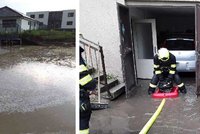 Zatopené sklepy a zaplavené silnice: Přívalový déšť nejvíce bičoval Znojemsko