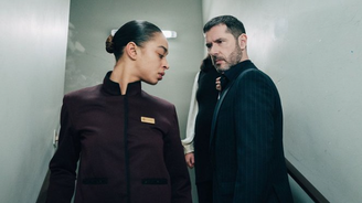 Moc má tekutou povahu a hotel je parník se čtyřmi sty lidí na palubě, říkají tvůrci seriálu Privilegia Moc má tekutou povahu a hotel je parník se čtyřmi sty lidí na palubě, říkají tvůrci seriálu Privilegia