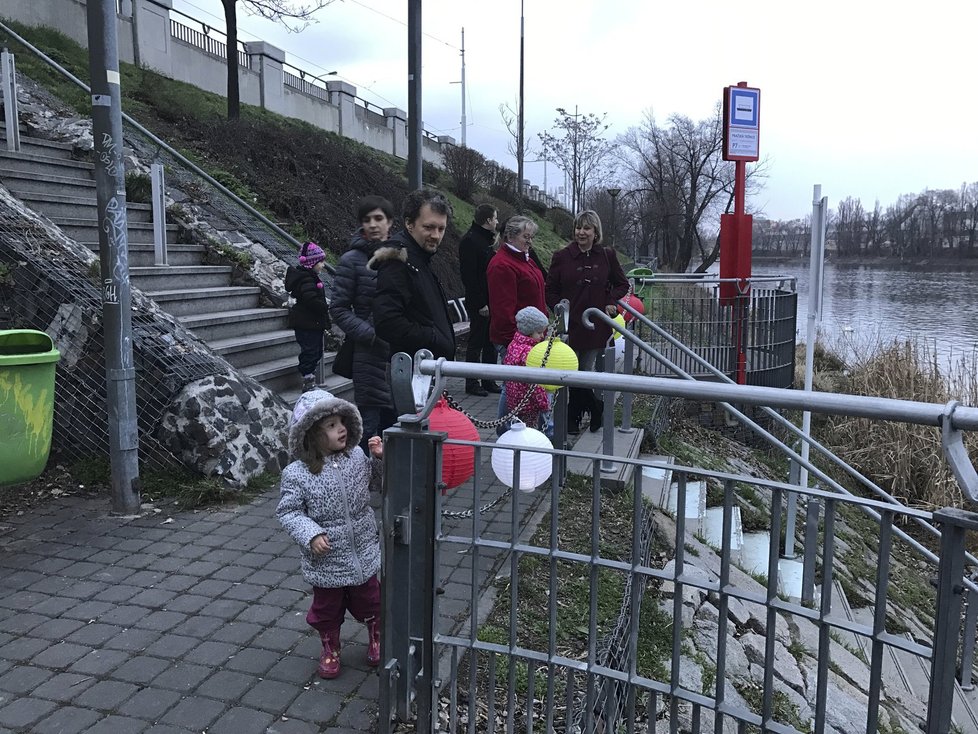 Lampionový přívoz zahájil sezónu 2017.