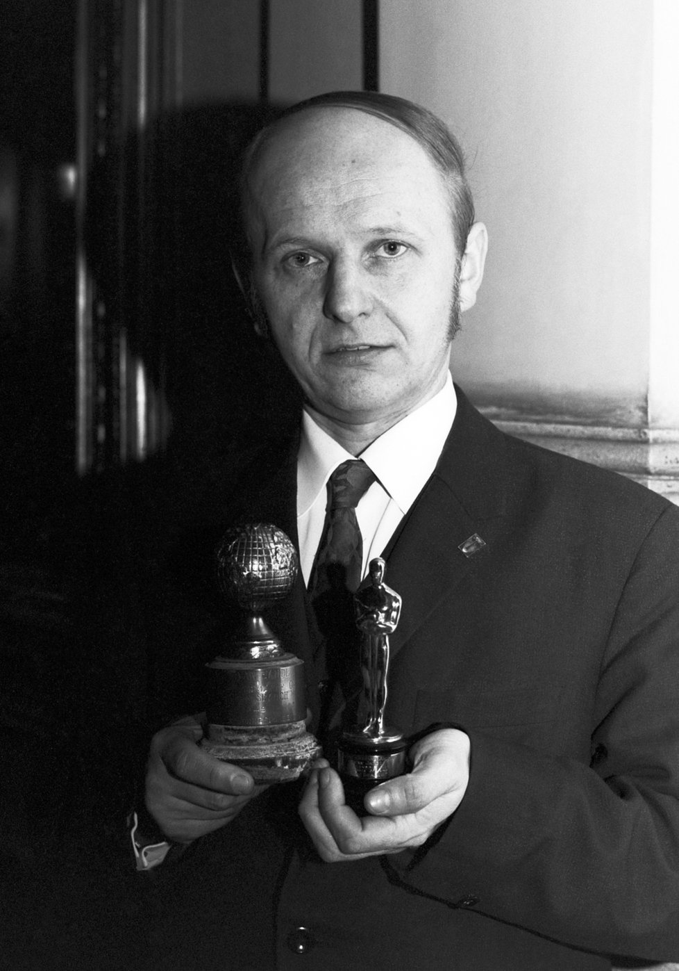 1979 Ivan Jandl – držitel cen prvního českého Oscara a Zlatého glóbu za výkon ve filmu Poznamenaní.