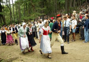 Představení Prodané nevěsty v přírodním divadle Divoká Šárka