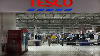 Tesco už si najalo bankéře na odchod z Česka. Cena by měla přesáhnout deset miliard Tesco už si najalo bankéře na odchod z Česka. Cena by měla přesáhnout deset miliard