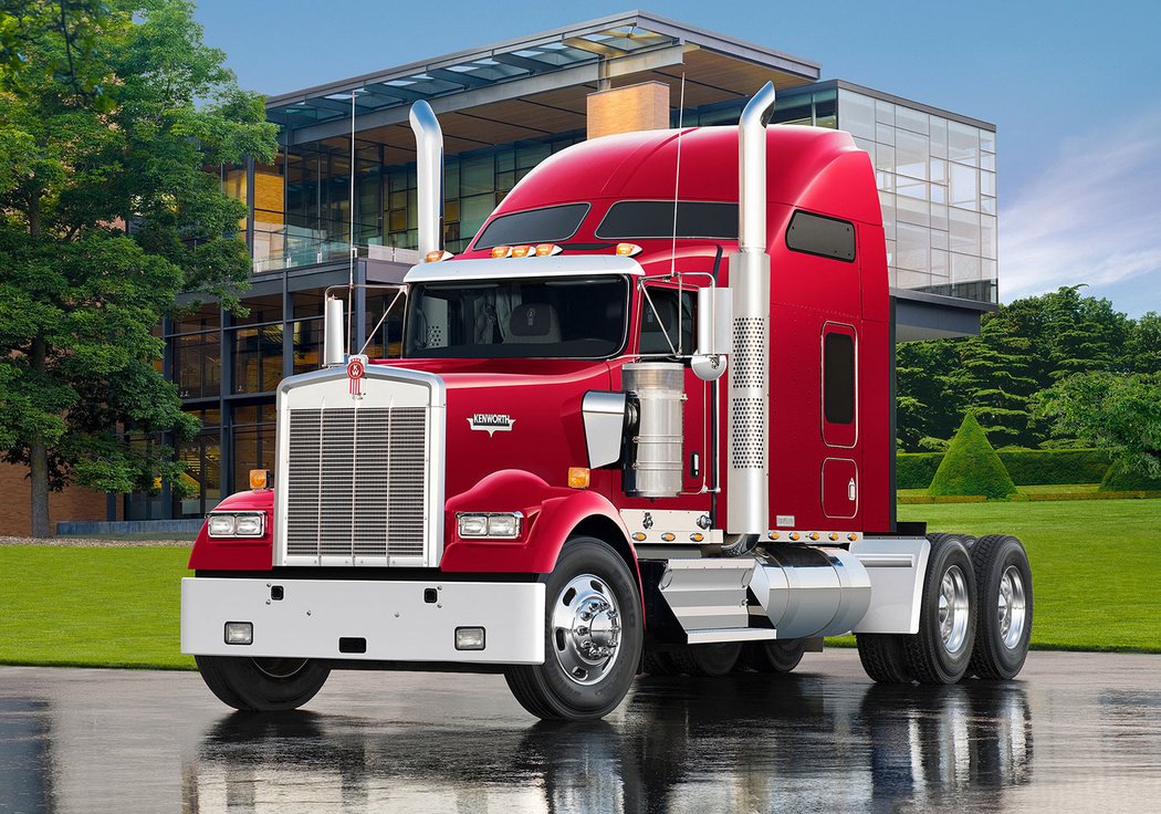 Kenworth W900