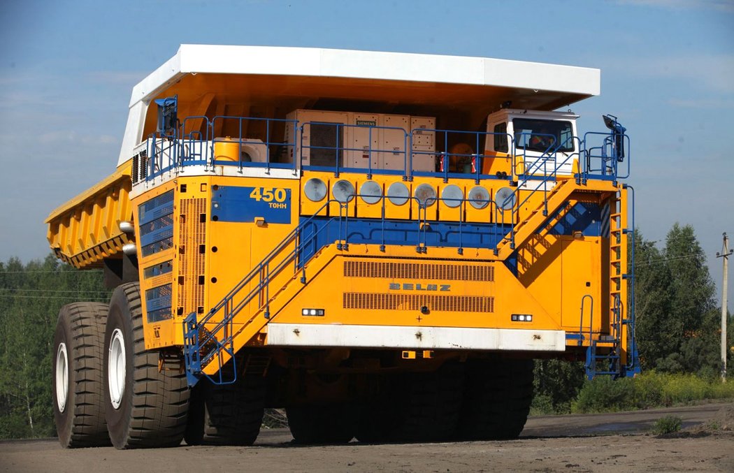 BelAZ 75710