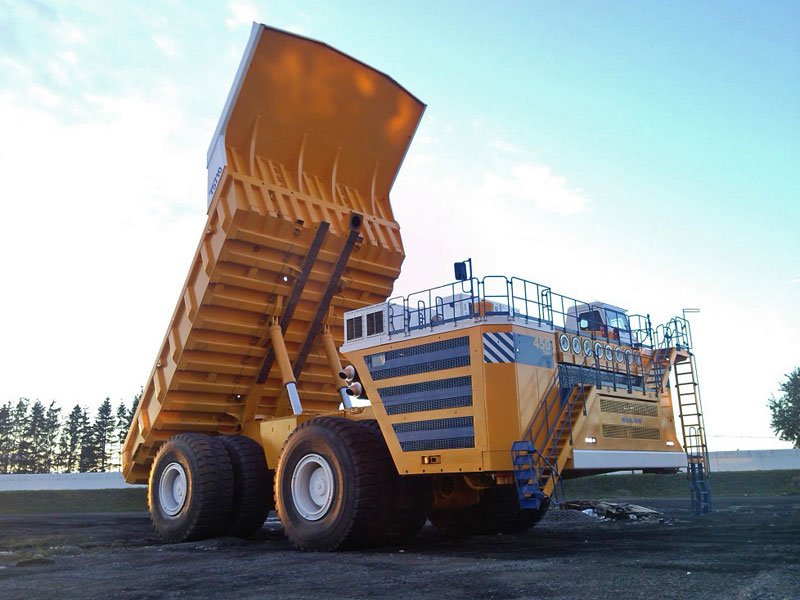 Belaz 75710