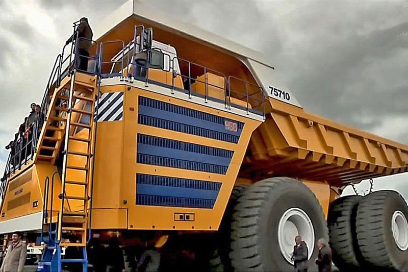 Belaz 75710