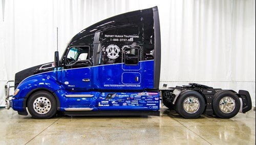 Kenworth T680 Everyday Heroes