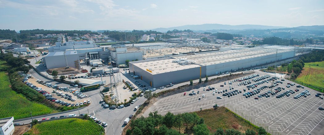 Po třináctiletém odmlčení dostartovala výroby zemědělského obutí Continental v nové portugalské továrně v Lousadu
