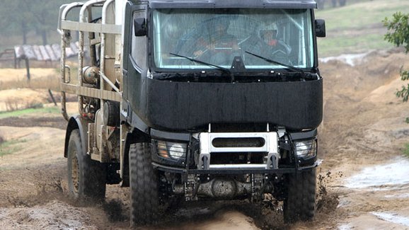 MKR Technology připravuje tři kamiony pro Dakar 2017