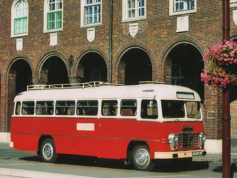 Ikarus