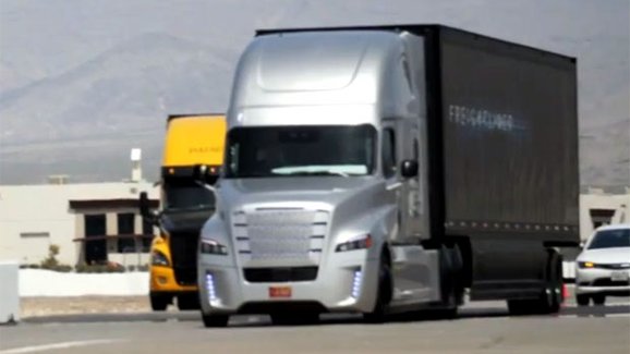 Video: Freightliner Inspiration Truck s autonomním řízením v běžném provozu