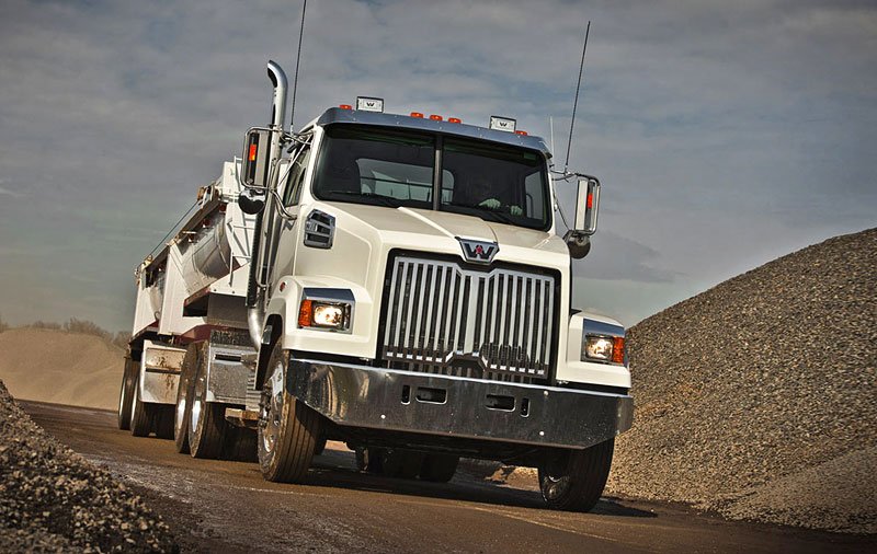 Western Star 4700