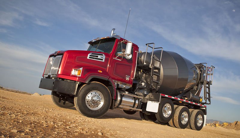 Western Star 4700