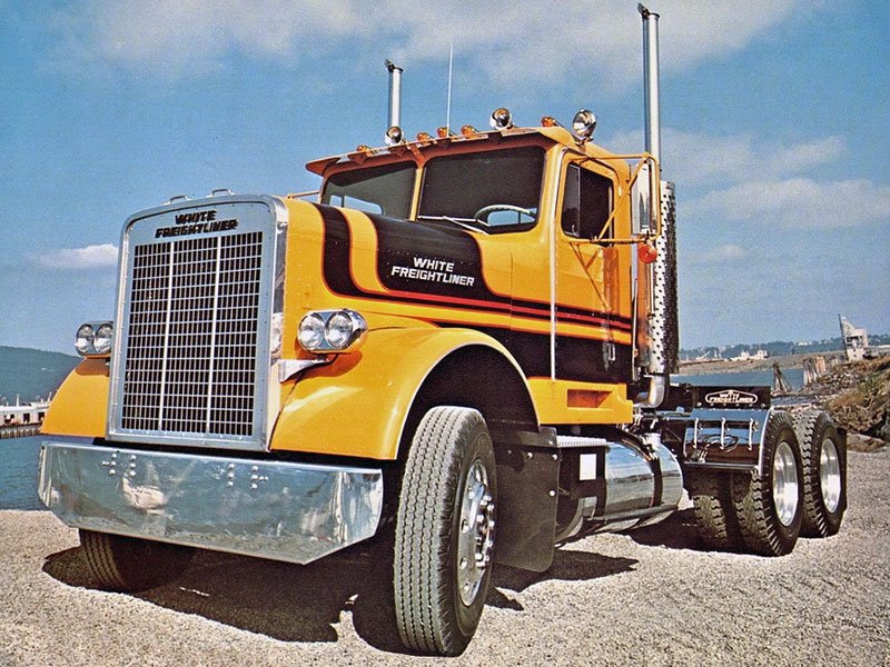 White-Freightliner WFC Tractor Truck (1975)