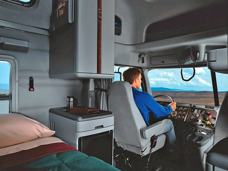 Freightliner Century Class Raised Roof (1995)