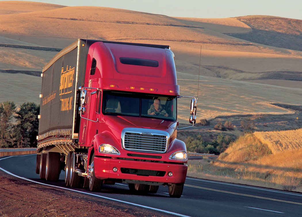 Freightliner Columbia Raised Roof (2000)