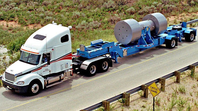 Freightliner Columbia Raised Roof (2000)