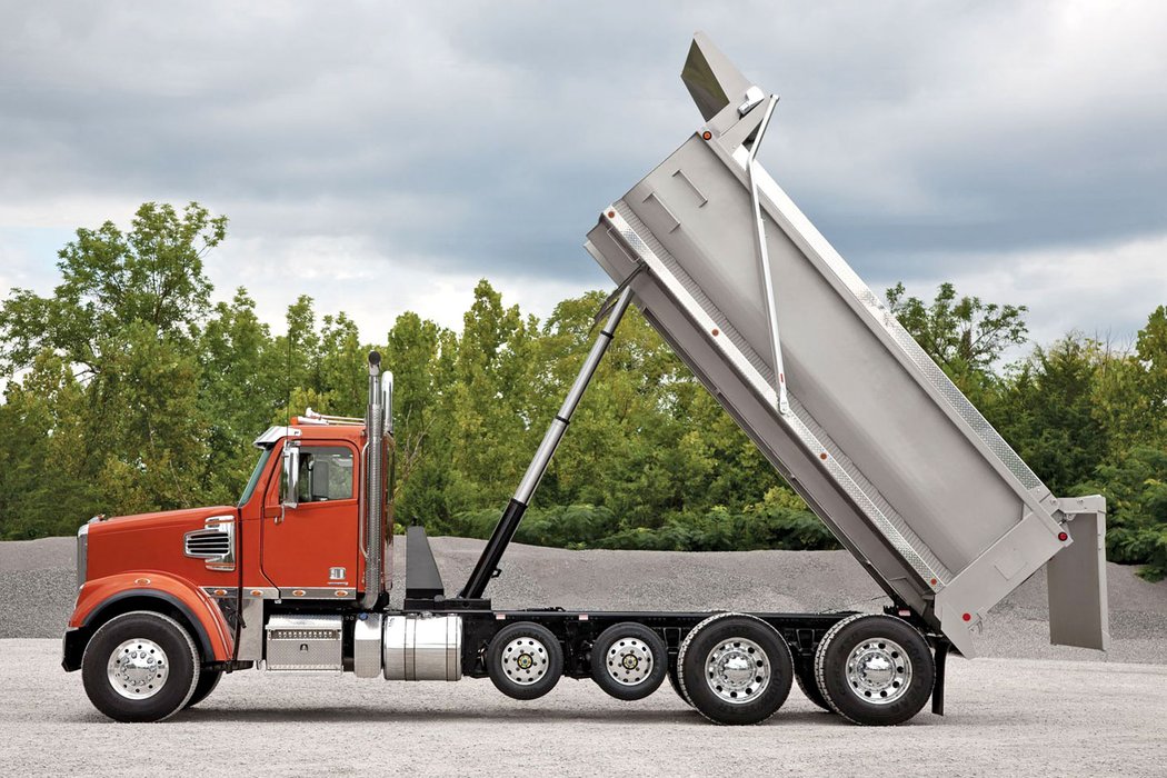 Freightliner Coronado SD Dump Truck (2009)