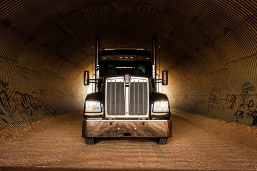 Kenworth W990