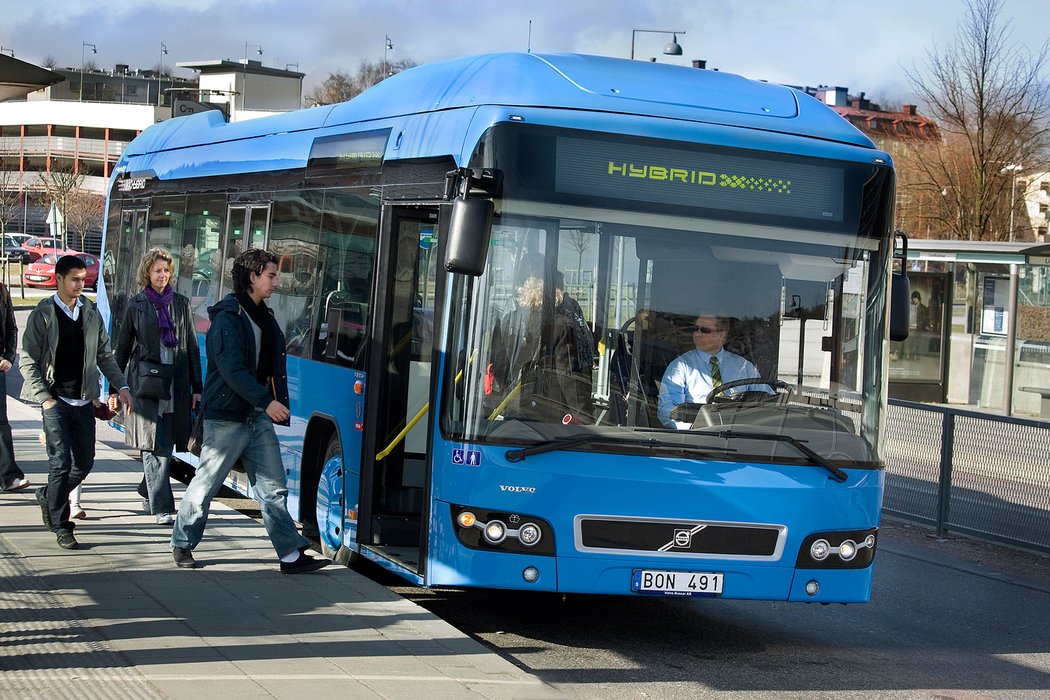 Stávající provedení 7700 Hybrid jezdí ve stovkách kusů po evropských městech