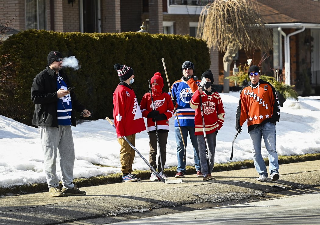 Kanadské městečko Brantford se naposledy loučilo se slavným Walterem Gretzkym