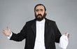 Známý recesista Kohák jako Pavarotti předvedl, že je nejen režisérem a hercem, ale také výborným imitátorem.